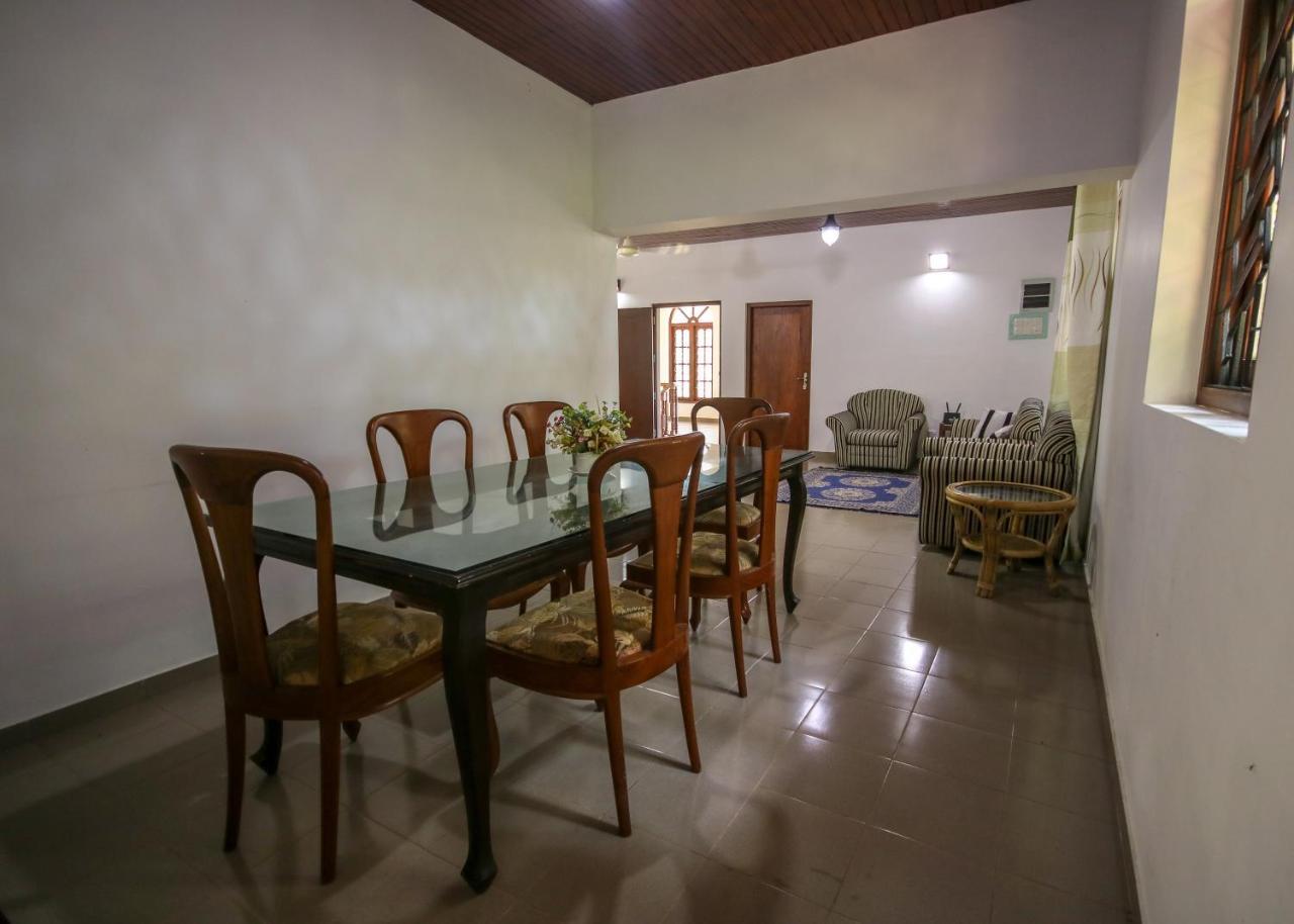 Villa Green White أونا واتونا المظهر الخارجي الصورة
